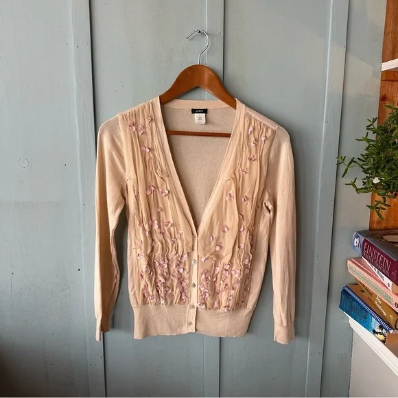 J.Crew PINK Flower Floral Rose Petal Cardigan SZ Small Michelle Obama 100% Silk - Picture 3 of 8
